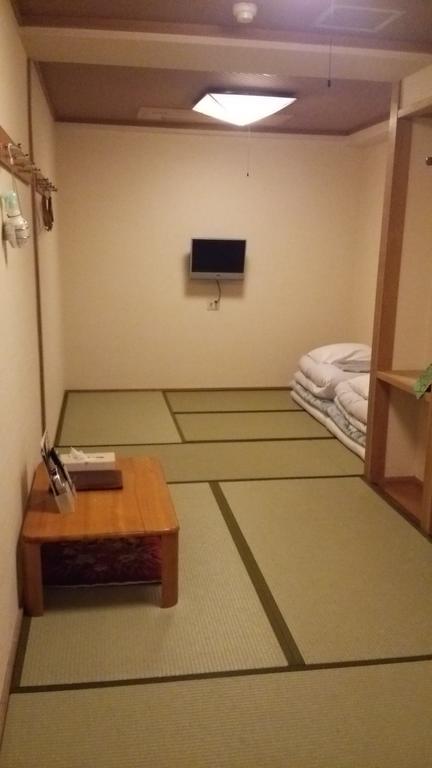Hotel Ishimoto Хіросіма Номер фото