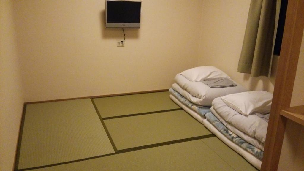 Hotel Ishimoto Хіросіма Номер фото
